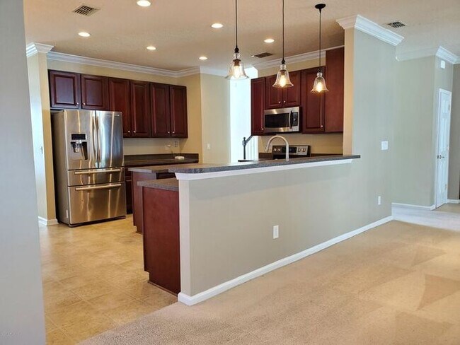 Building Photo - 2135 Thorn Hollow Ct