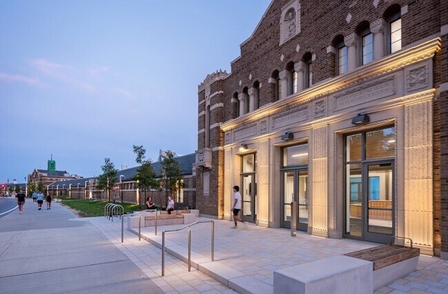 Building Photo - 397 K St
