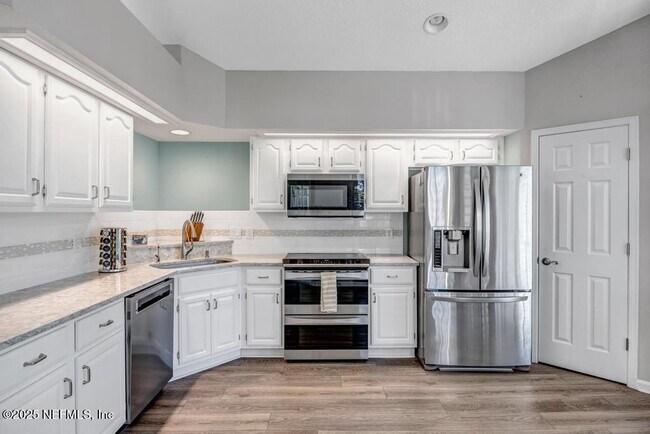 Building Photo - 3737 Constancia Dr