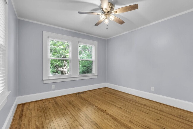 Building Photo - Cozy 2 Bed / 1 Bath Bungalow Near the Blue Ridge Mountains on Nearly 1 Acre $1,595/mo rent