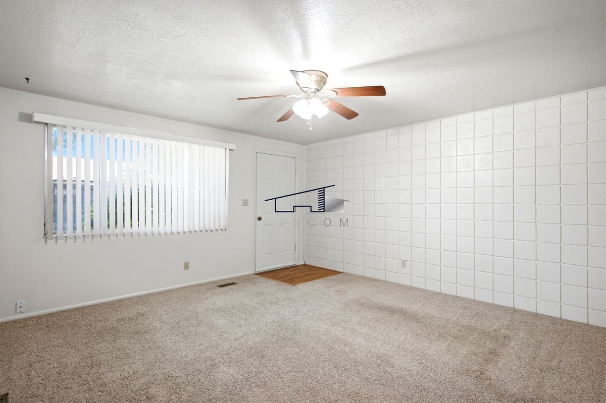 Building Photo - 159 W 4850 S
