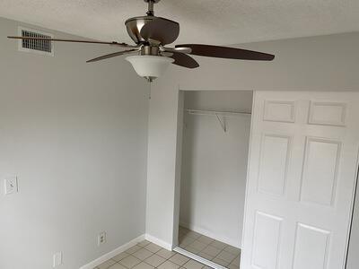 Building Photo - 3900 Village Dr