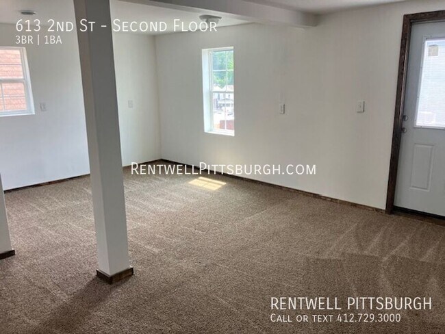 Building Photo - 613 2nd St