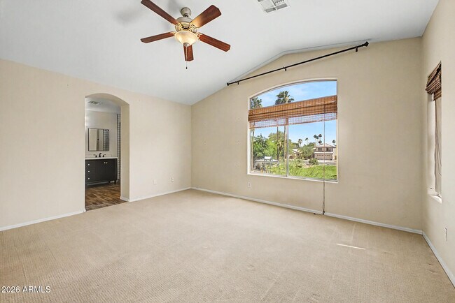 Building Photo - 2155 W Olla Ave