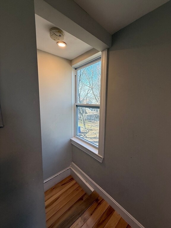 Building Photo - 86 Oak St