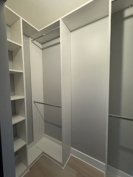 Building Photo - 5230 Bancroft Ave