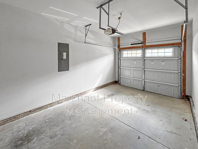 Building Photo - 37 Gaskins Trl