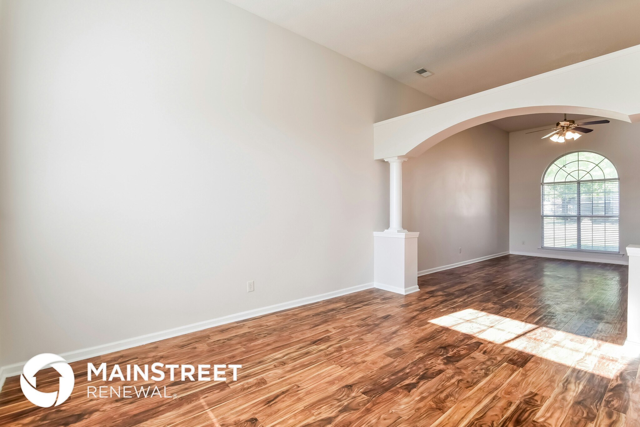 Building Photo - 4848 Ashcroft Dr