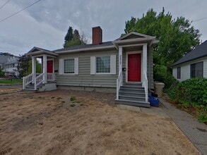 Building Photo - 2217-2219 NW Van Buren Ave