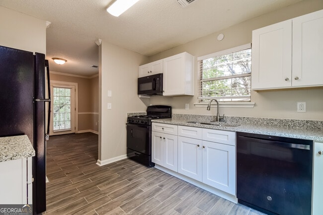 Building Photo - 4677 Cedar Park Trail