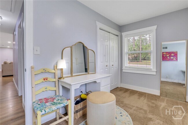 Building Photo - 607 Dyches Dr