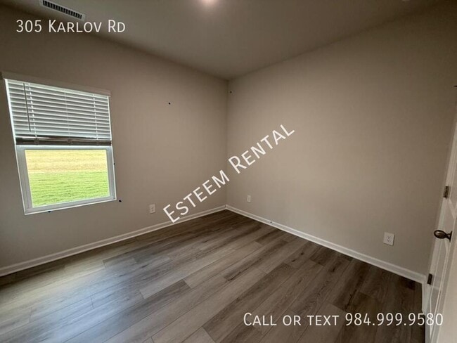 Building Photo - 305 Karlov Rd