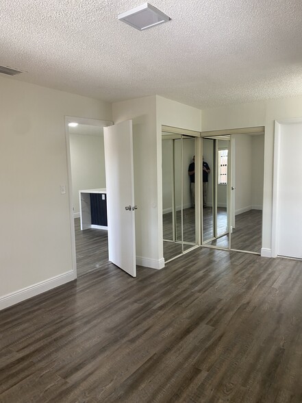 Building Photo - 1385 SW 135th Pl