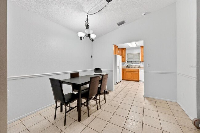 Building Photo - 5107 Deer Creek Dr