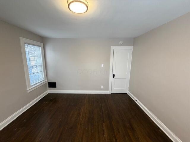 Building Photo - 99-101-101 Tibet Rd