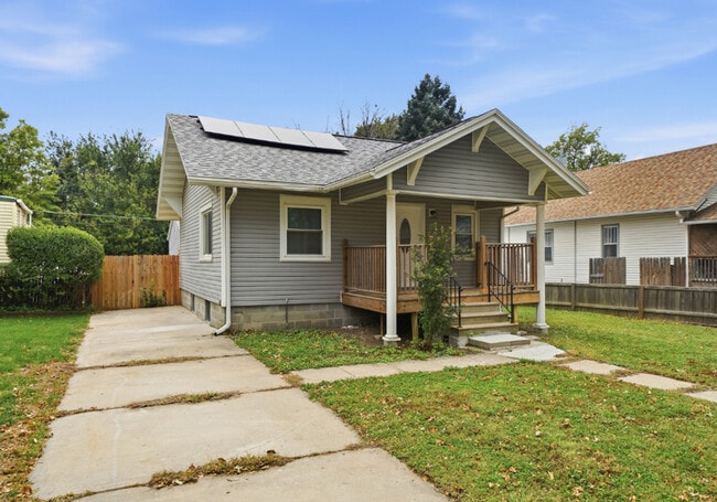 Building Photo - 6429 Morrill Ave