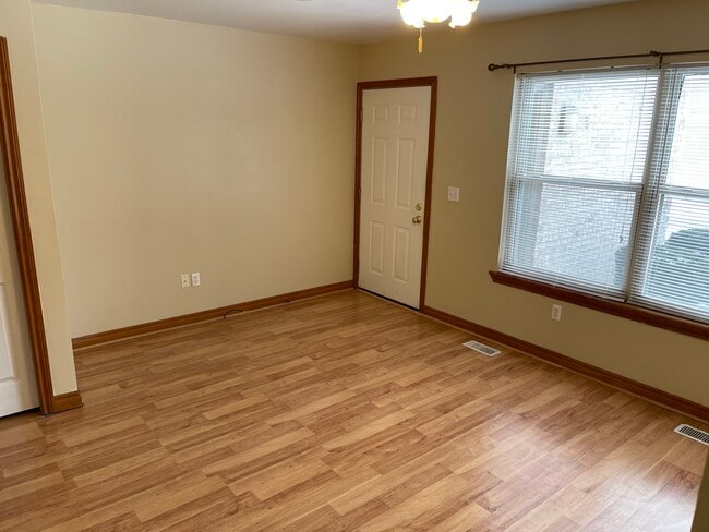 Living room - 3758 W Water St