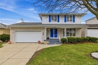 Building Photo - 4 Villa Moraine Dr