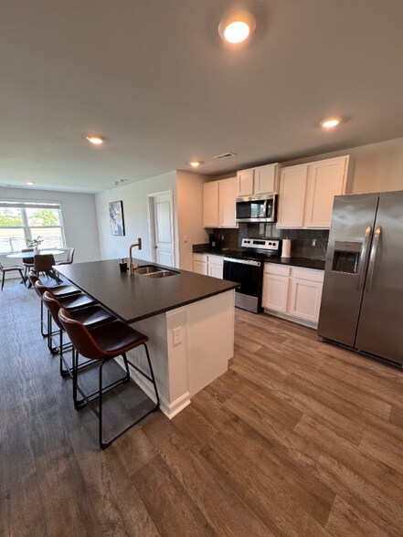 Building Photo - 4756 Scaup Wy