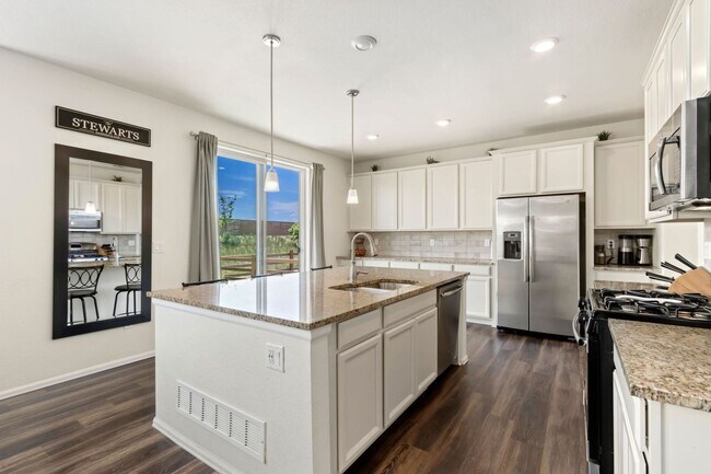 Building Photo - Stunner in North-East Fort Collins with 4-Bedrooms, 2.5 Bathrooms, and 2-Car Garage