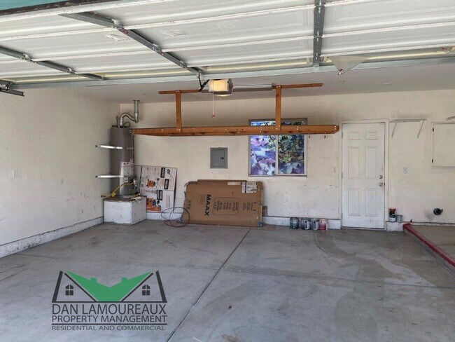 Building Photo - Freeman Street Duplex