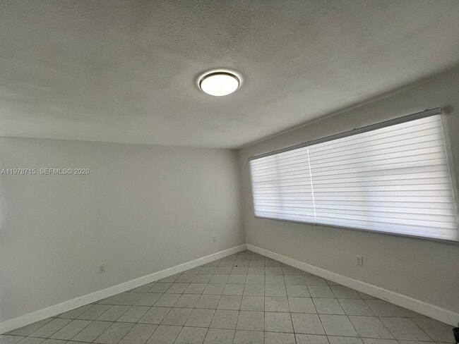 Building Photo - 20530 SW 115th Rd