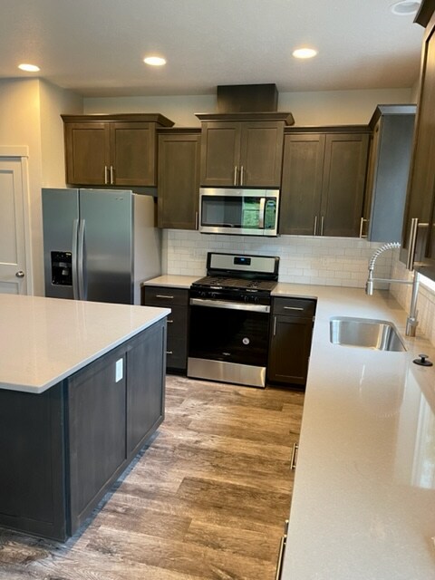 Building Photo - 2674 Verdehill Dr