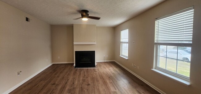 Building Photo - Fantastic 3 Bedrooms & 1.5 Bathroom, Two Story with a Garage!  Freshened Paint throughout!  Newer...