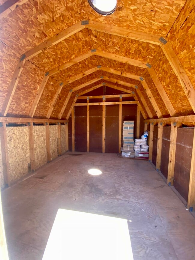Building Photo - 10457 Omega Cir