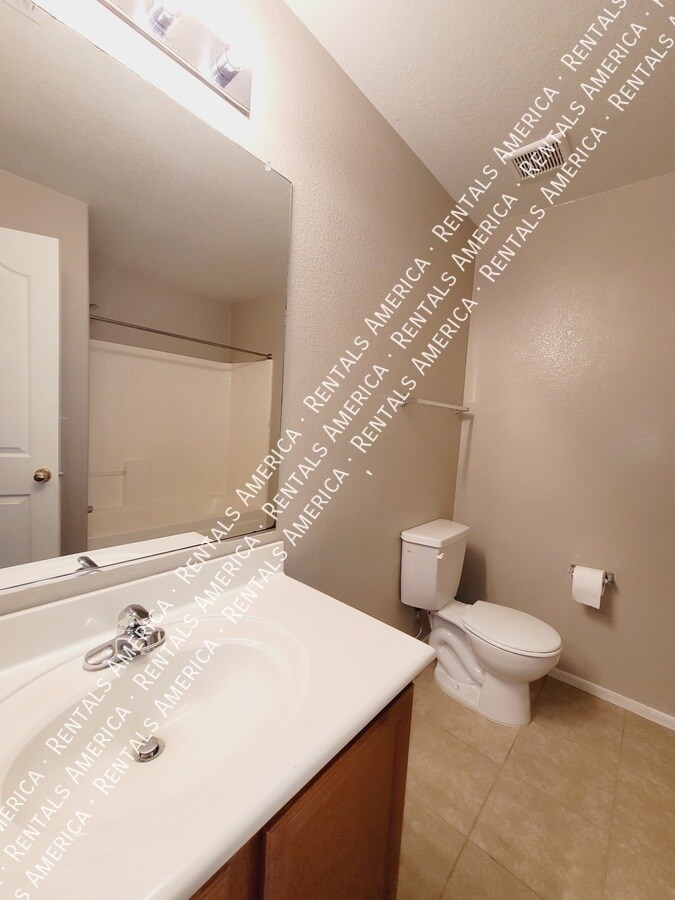 Building Photo - 776 E Cowboy Cove Trail