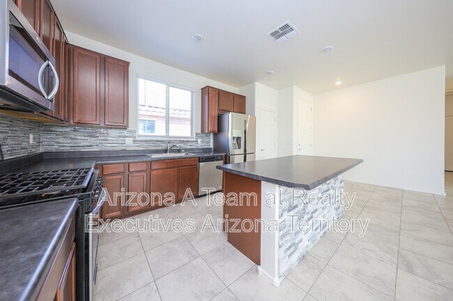 Building Photo - 4466 S Sunrise Bluff Way