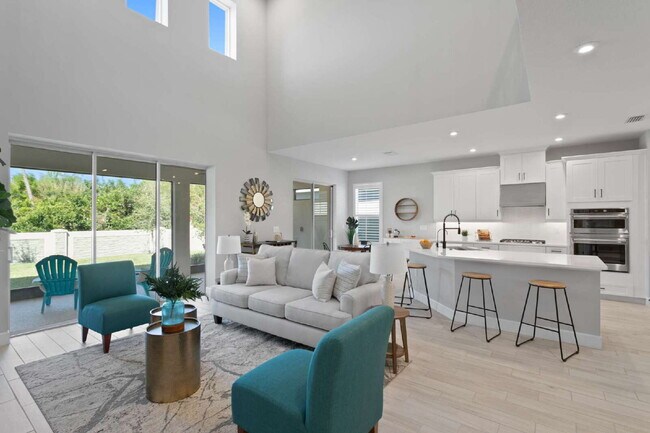 Building Photo - "Spacious 4-Bed, 4-Bath Retreat at 2612 Le...