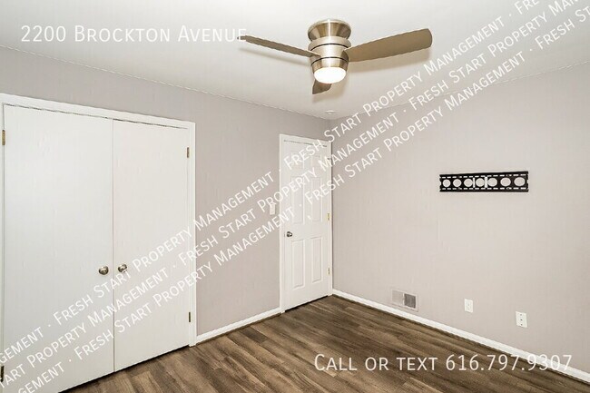 Building Photo - 2200 Brockton Ave