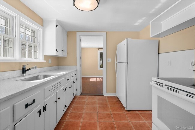 Building Photo - 100 Upper Shad Rd