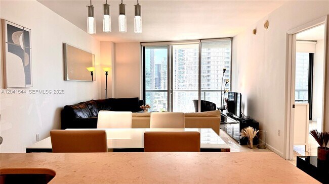 Building Photo - 475 Brickell Ave