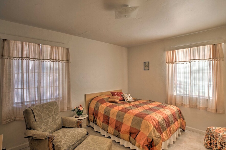 Building Photo - 2731 N 3rd Ave