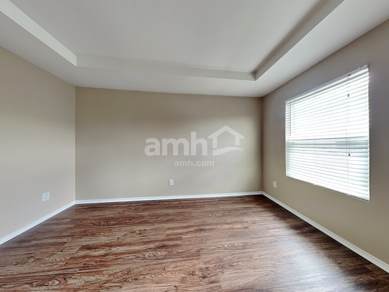 Building Photo - 353 Kerriann Ln