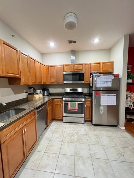 Building Photo - 933 Del Negro Ct