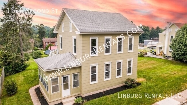 Primary Photo - 116 N Second St