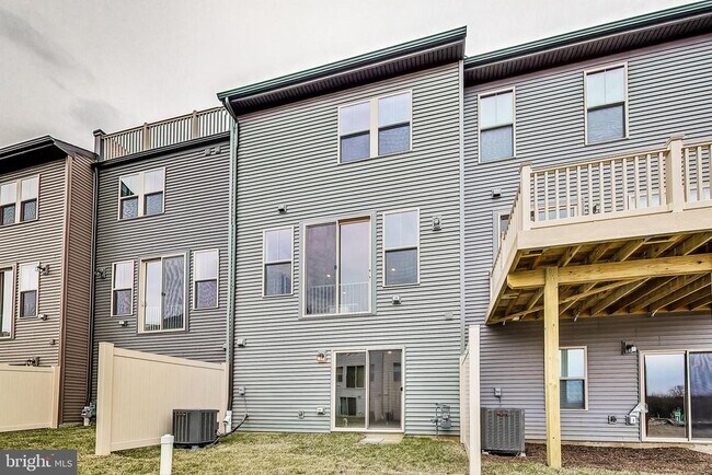 Building Photo - 16917 St William Wy