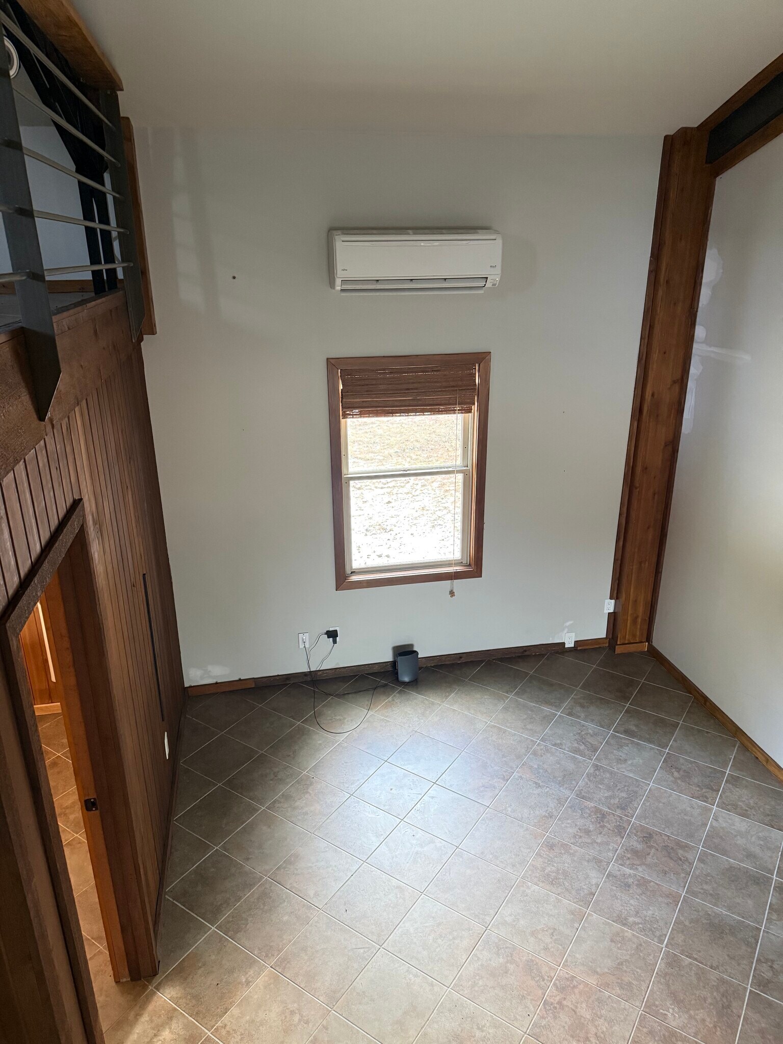 Building Photo - 11923 Fuller Rd