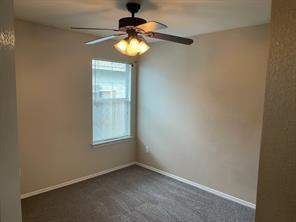 Building Photo - 23 N Golden Oak Dr