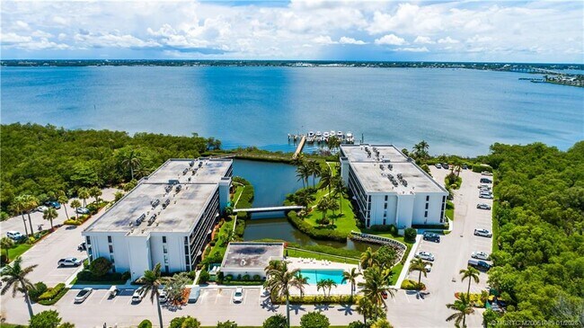 Building Photo - 3792 NE Ocean Blvd