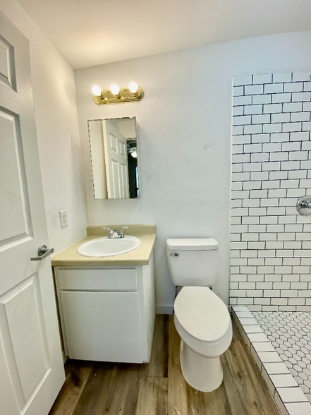 Building Photo - 109 Harmons Way