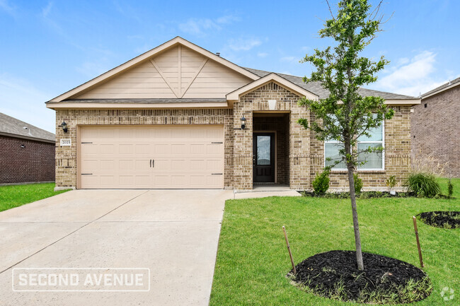 Building Photo - 2025 Erlinda Dr