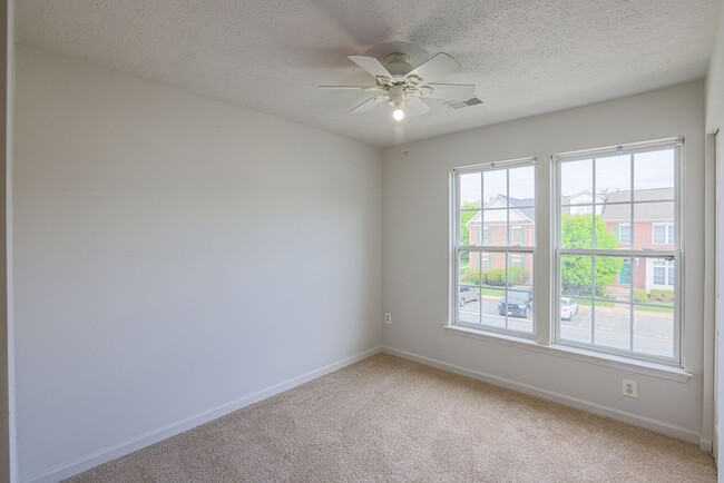 Building Photo - 4907 Bristle Cone Cir
