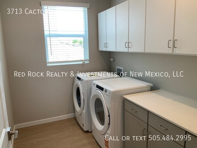Building Photo - 3713 Cacto Ct