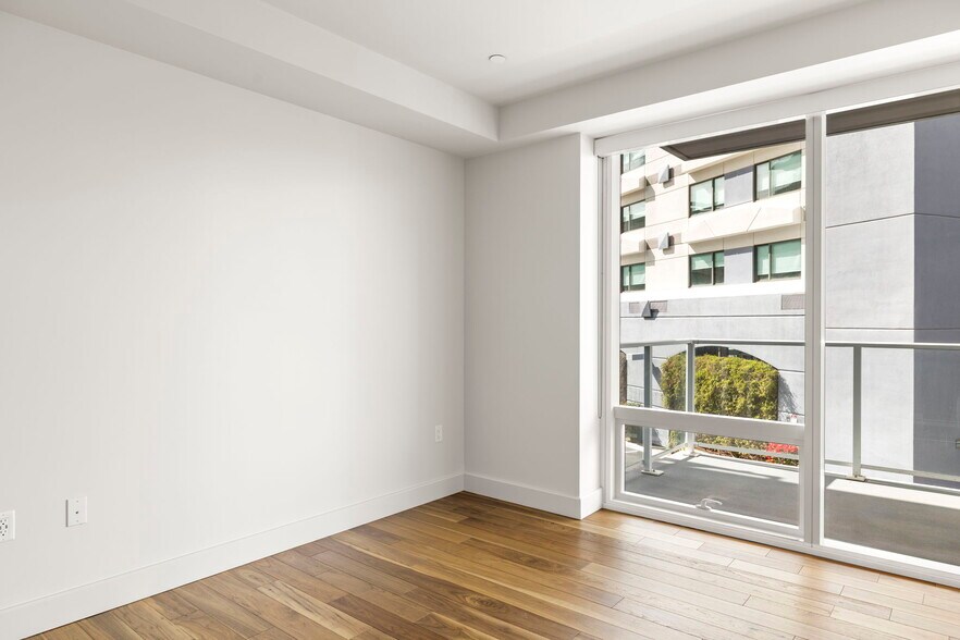 Building Photo - 4422 N 75th St