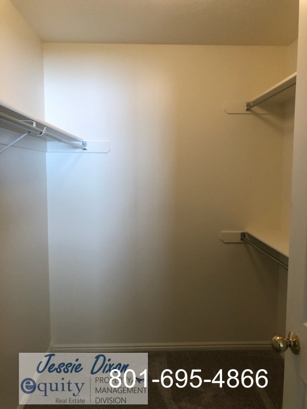 Building Photo - 1322 N Monroe Blvd