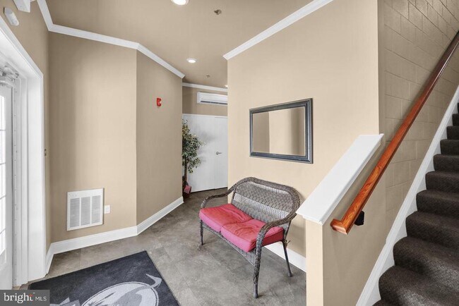 Building Photo - 113 Legacy Blvd